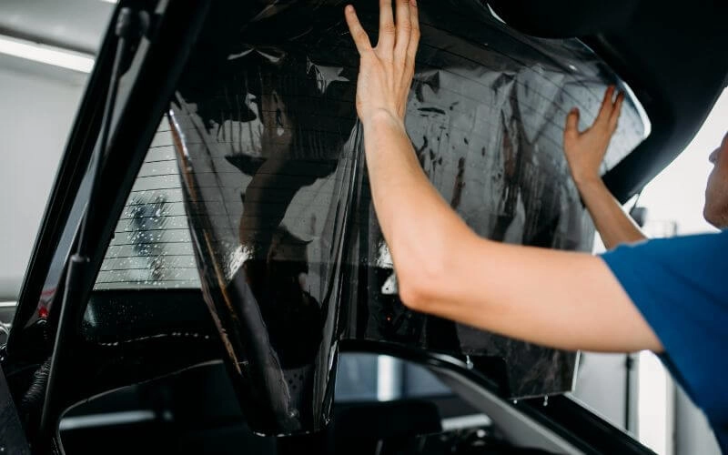 auto-rear-window-initial-installation-window-tint
